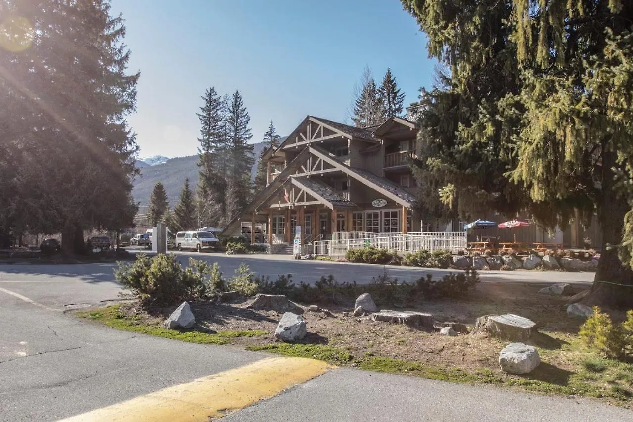 Riverside Resort location